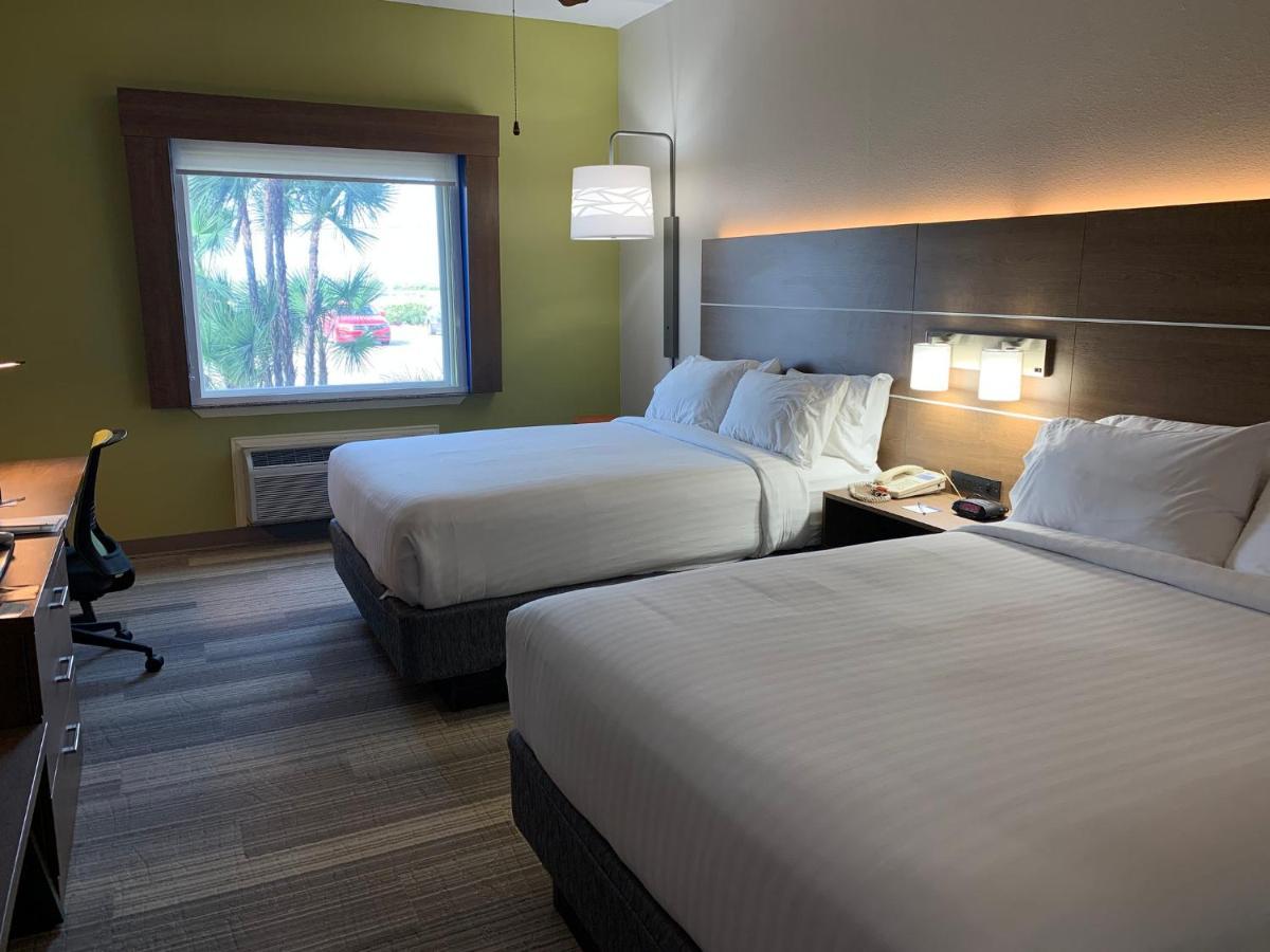 Resort Holiday Express And By Ihg South Padre Island