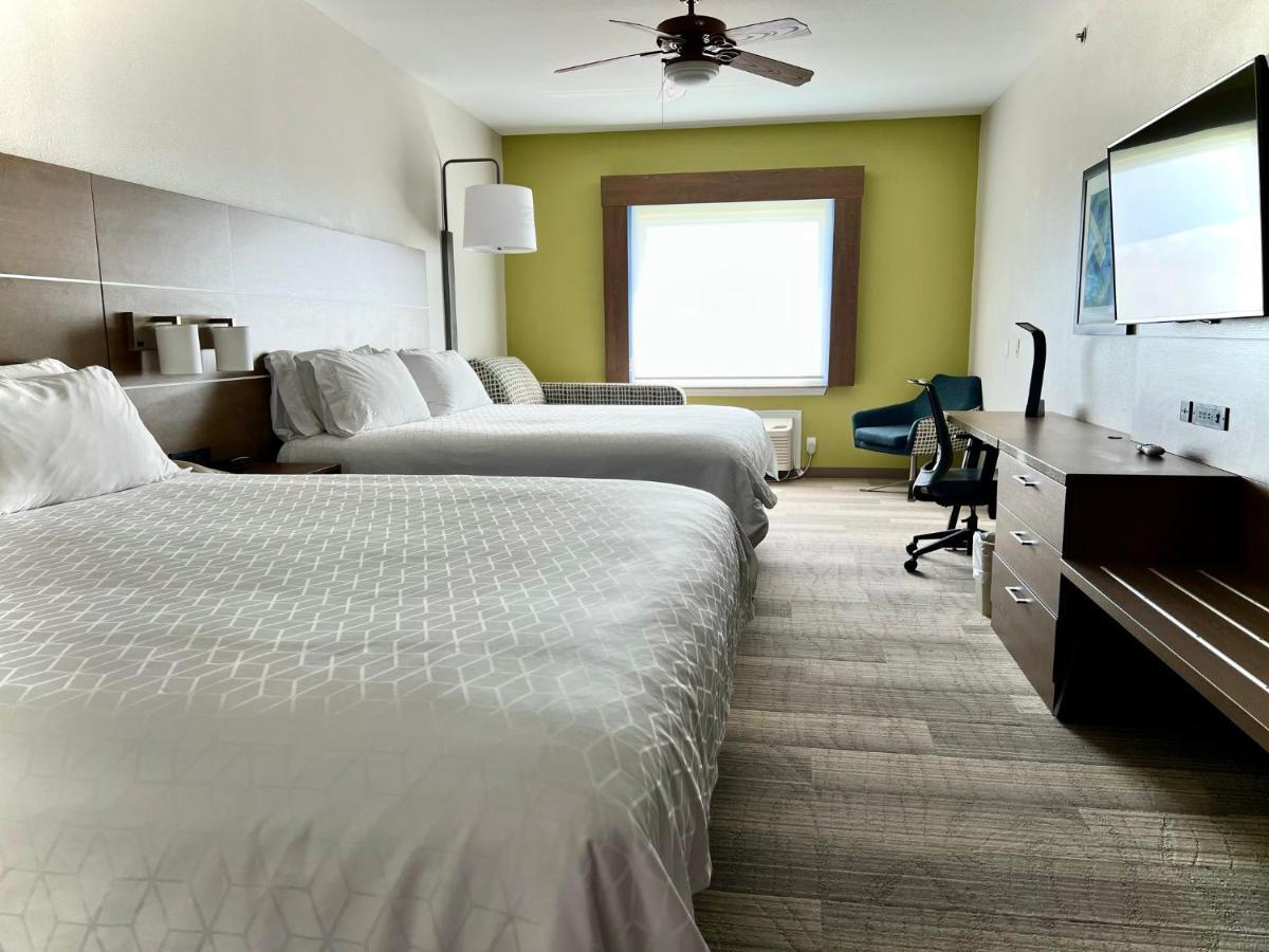 Express And By Ihg Resort