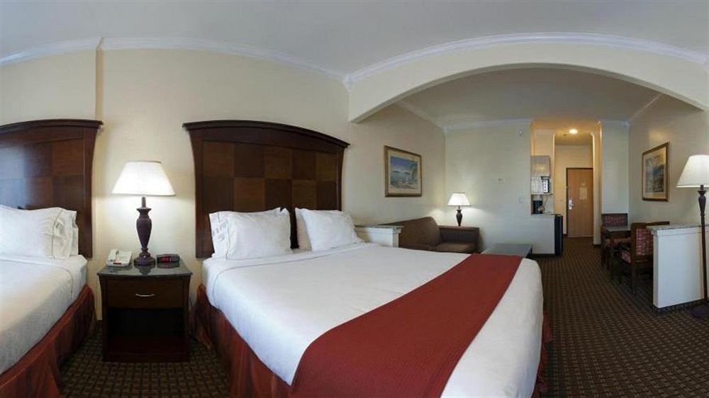 Resort Express And By Ihg South Padre Island